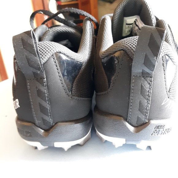 Black Nike Vapor Fastflex Boy's Sport Cleats - Picture 2 of 8